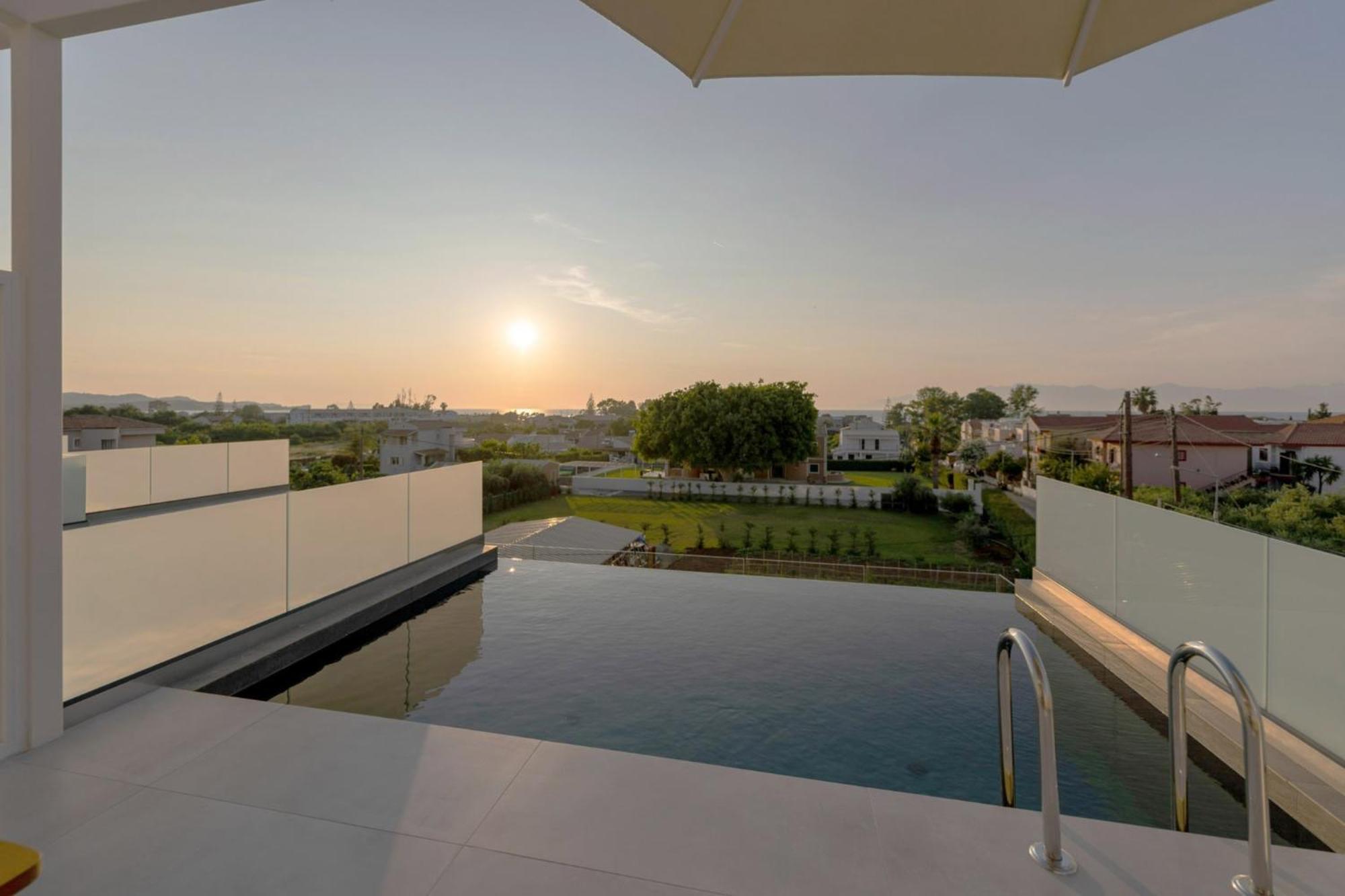 Thimios Suites Adults Only Aharávi Kültér fotó