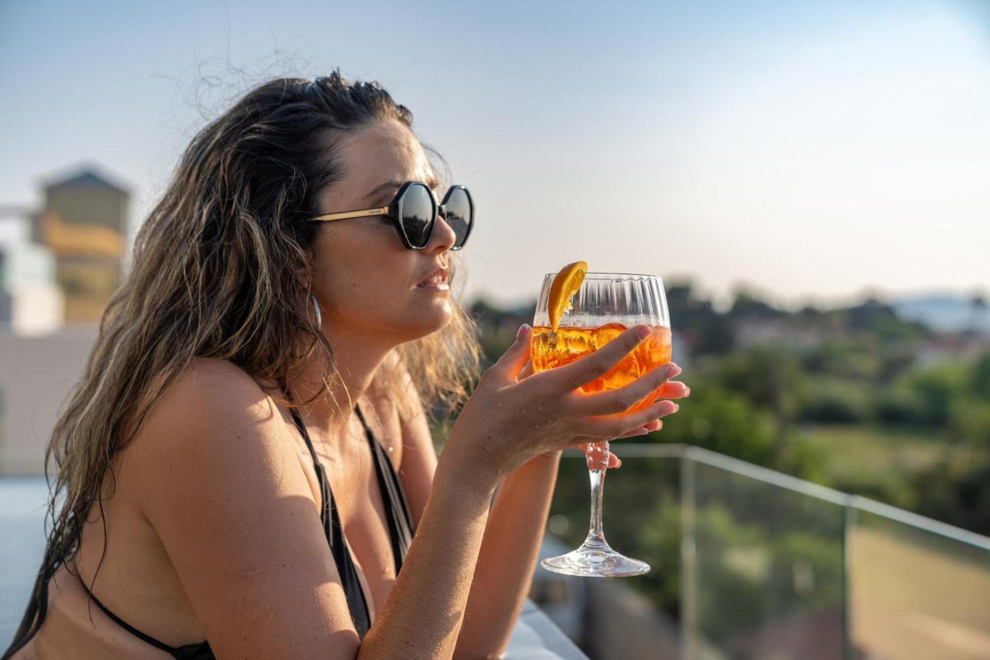Thimios Suites Adults Only Aharávi Kültér fotó